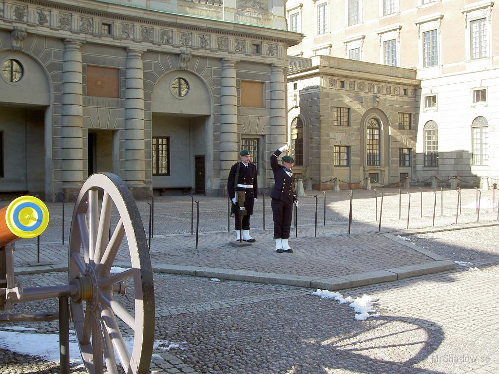 16-05d PICT0255.JPG